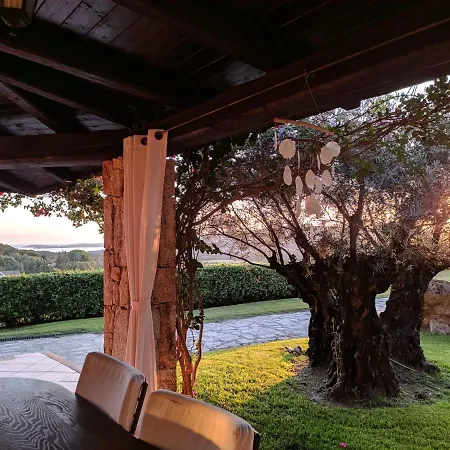 Costa Smeralda House * 库尼亚纳