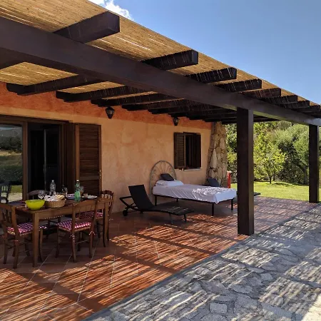 Costa Smeralda House 库尼亚纳